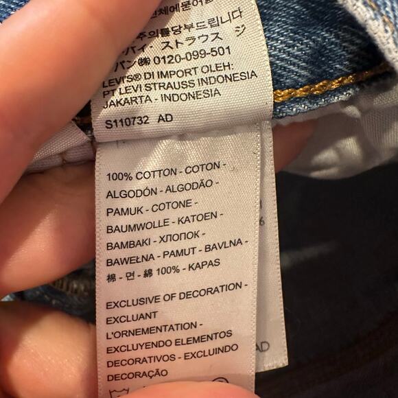 LEVI'S Women's 501 Original Short Size 33 In Oxnard Audio - Picture 7 of 12